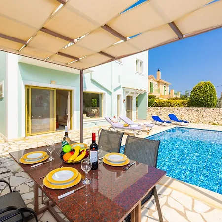 Villa Pinelopi Karavomylos