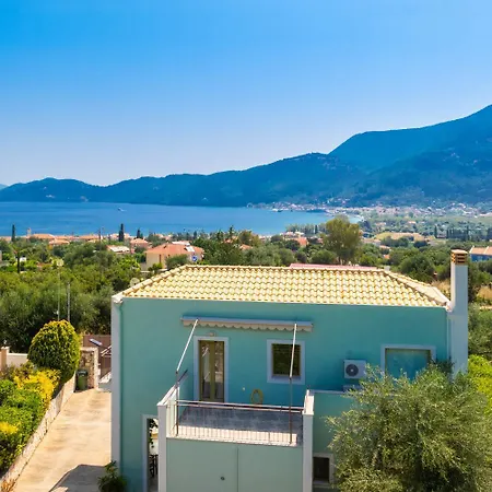 Pinelopi * Karavomylos