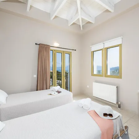 Pinelopi Villa